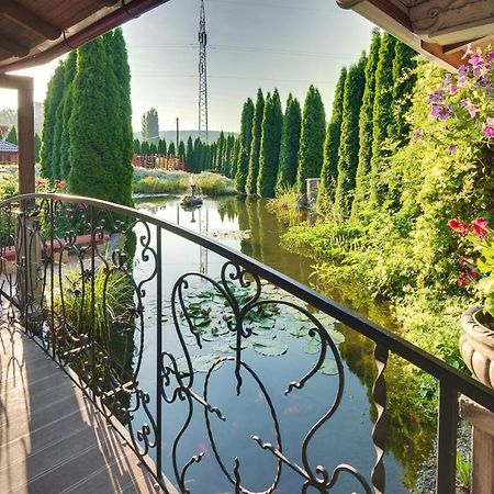 Hotel David With Free Parking Кошице Экстерьер фото