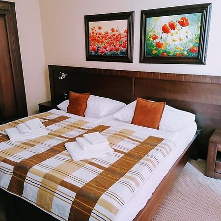 Hotel David With Free Parking Кошице Экстерьер фото